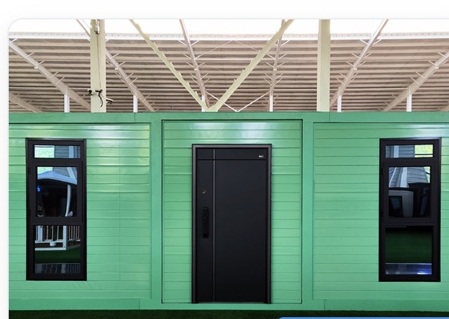20ft Flat-Roof Bi-Wing Expandable House