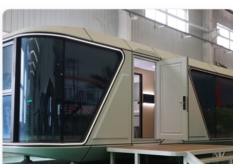 Mobile Vacation House